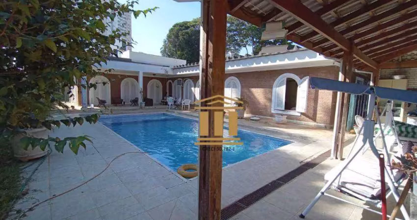 Casa com 5 dormitórios à venda, 380 m² por R$ 2.600.000 - Jardim Esplanada - São José dos Campos/SP