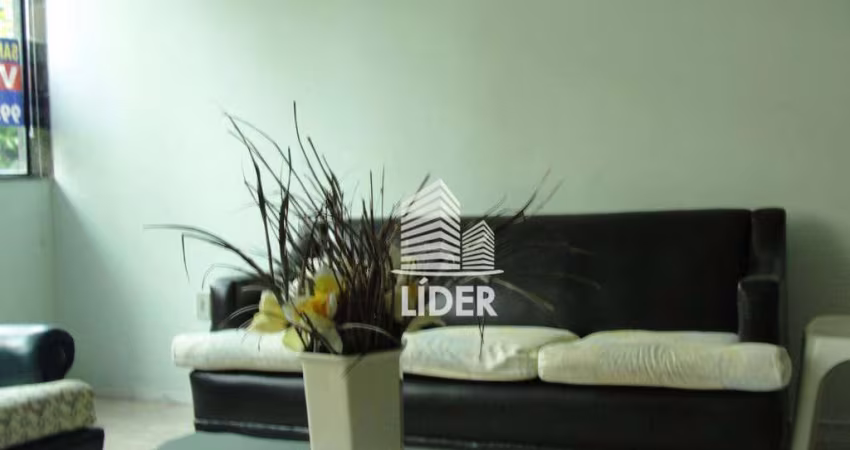 Apartamento com 3 dormitórios à venda, 120 m² por R$ 750.000,00 - Praia do Forte - Cabo Frio/RJ