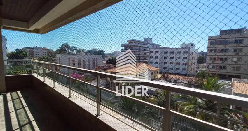 Apartamento com 4 dormitórios à venda, 290 m² por R$ 2.100.000,00 - Praia do Forte - Cabo Frio/RJ