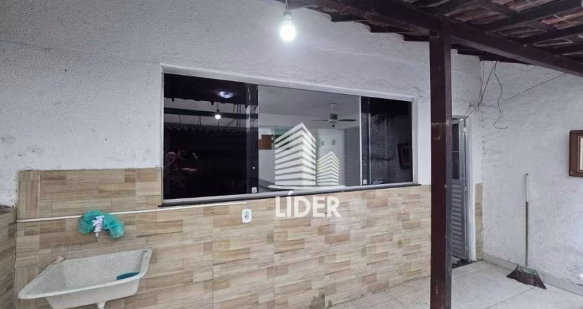Apartamento com 2 dormitórios para alugar, 60 m² por R$ 2.500,00/mês - Jardim Flamboyant - Cabo Frio/RJ