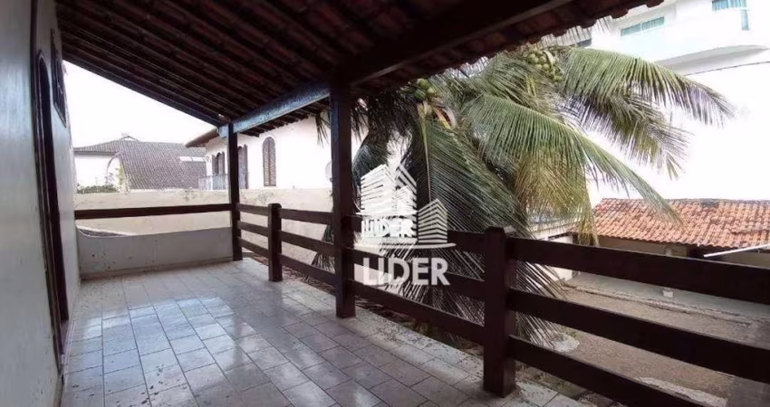 Casa com 3 dormitórios à venda, 200 m² por R$ 2.500.000,00 - Praia do Forte - Cabo Frio/RJ