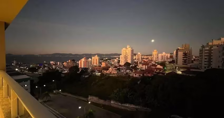 Apartamento Cobertura em Sao José.