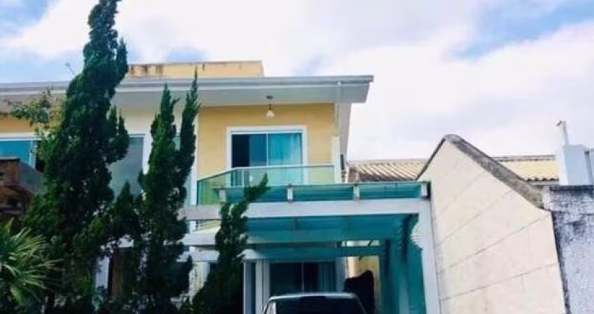 Excelente sobrado semi mobiliado no san marino