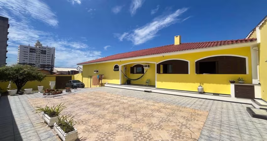 Casa em Barreiros, São José/SC