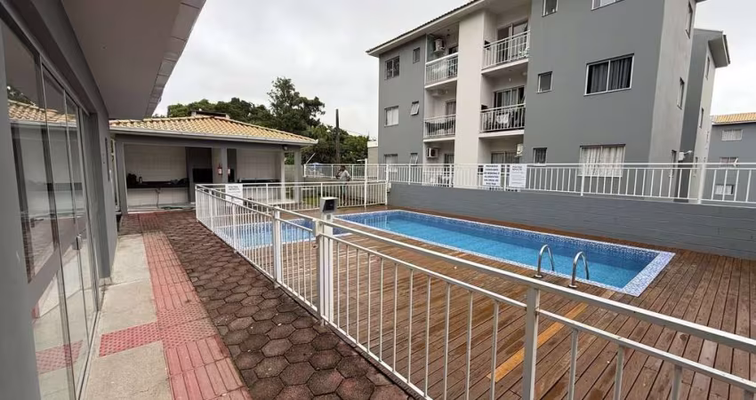 Apartamento 2 dormitórios com piscina