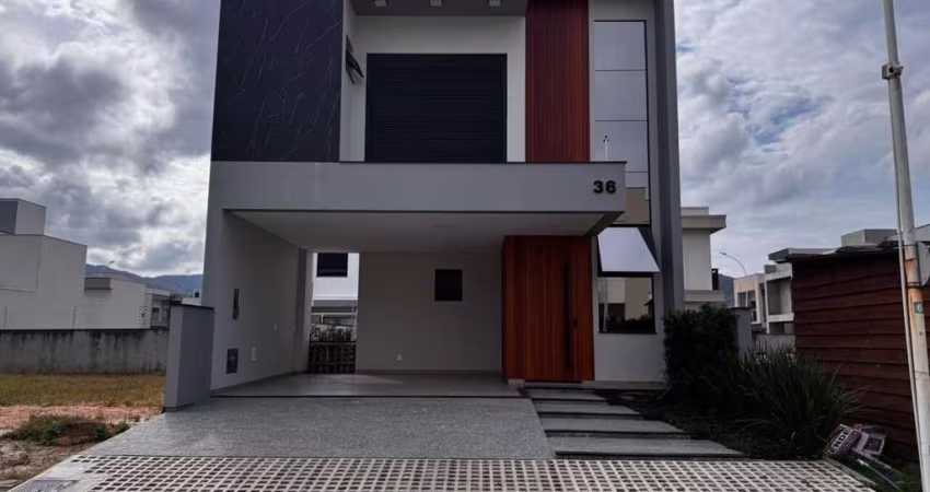 Casa em brisas condomínio parque em biguaçu