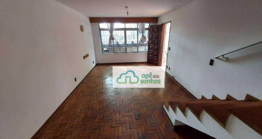 Ótima casa na Tonelero!