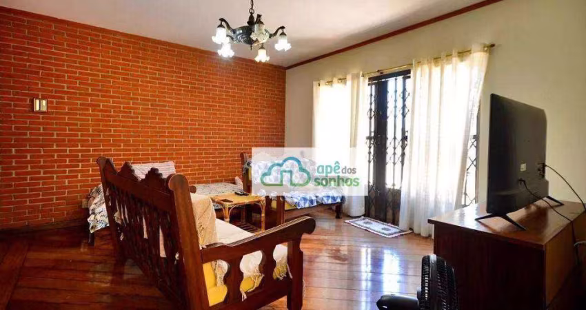 Ótima casa no Alto de Pinheiros!