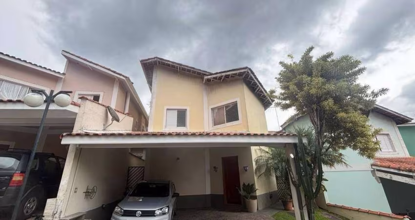 Casa com 3 dormitórios para alugar, 166 m² por R$ 5.394,00/mês - Vila de São Fernando - Cotia/SP