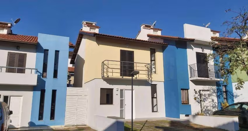 Casa com 3 dormitórios à venda, 89 m² por R$ 690.000,00 - Granja Viana - Cotia/SP