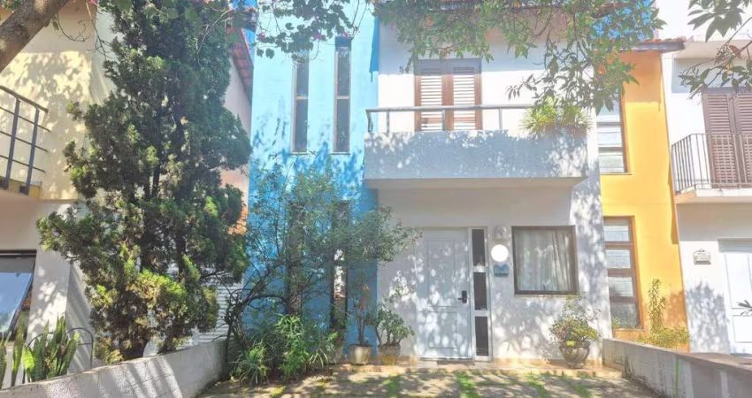Casa com 3 dormitórios à venda, 89 m² por R$ 750.000,00 - Granja Viana - Cotia/SP