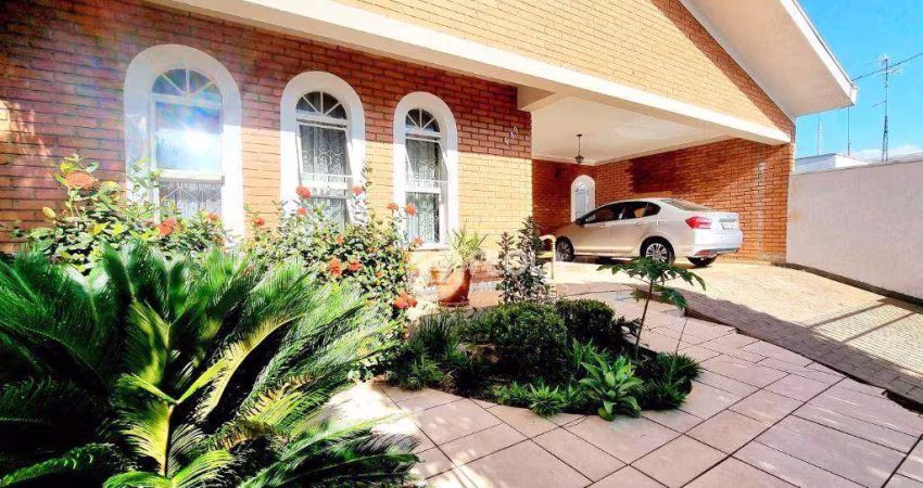 Casa à venda, 212 m² por R$ 850.000,00 - Chácara Machadinho II - Americana/SP
