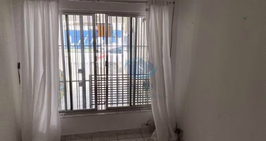 Sobrado para locação comercial, com 5 salas, localizado há 200m da estação Santos Imigrantes.