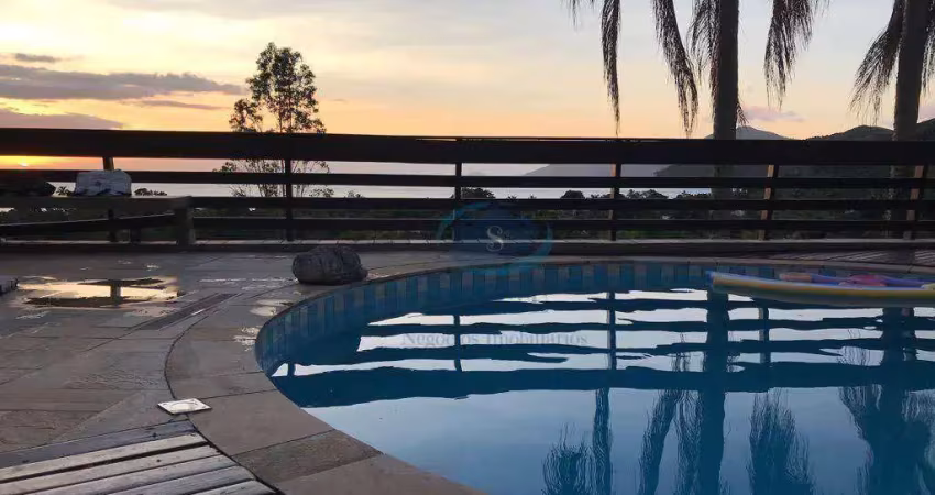Casa com 5 dormitórios à venda, 450 m² por R$ 3.500.000,00 - T Pequeno - São Sebastião/SP