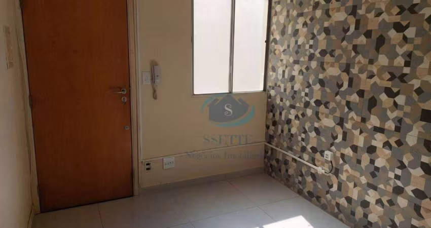 Apartamento com 2 dormitórios à venda, 49 m² por R$ 205.000,00 - Vila Liviero - São Paulo/SP
