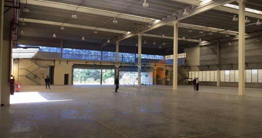 Galpão, 5712 m² - venda por R$ 27.000.000,00 ou aluguel por R$ 141.370,00/mês - Guaturinho - Cajamar/SP