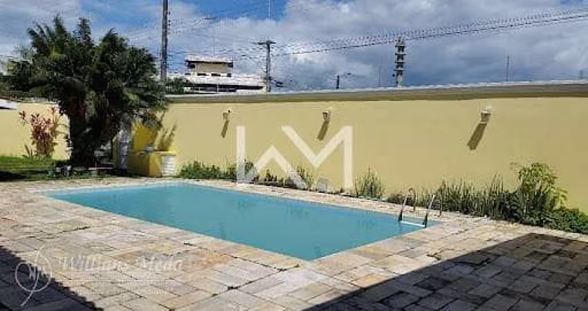 Casa Térrea à venda com 4 dormitórios e 5 vagas de garagem, 616m² por R$ 1.200.000,00 em Indaiá - C