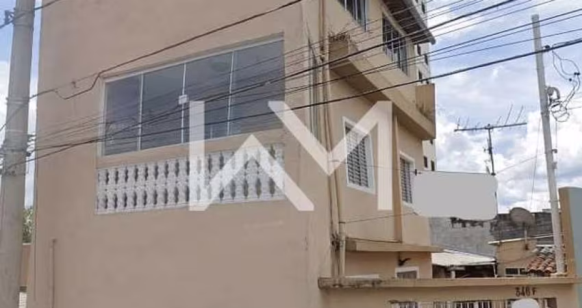 Excelente oportunidade para investidor, 3 Casas em um Único Terreno, troca por imóvel no litoral de
