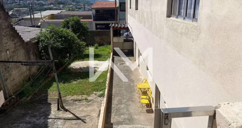 Sobrado à venda , 250 m2 área total, 4 quartos, 4 banheiros, sala , sala de jantar, 2 vagas, ótima