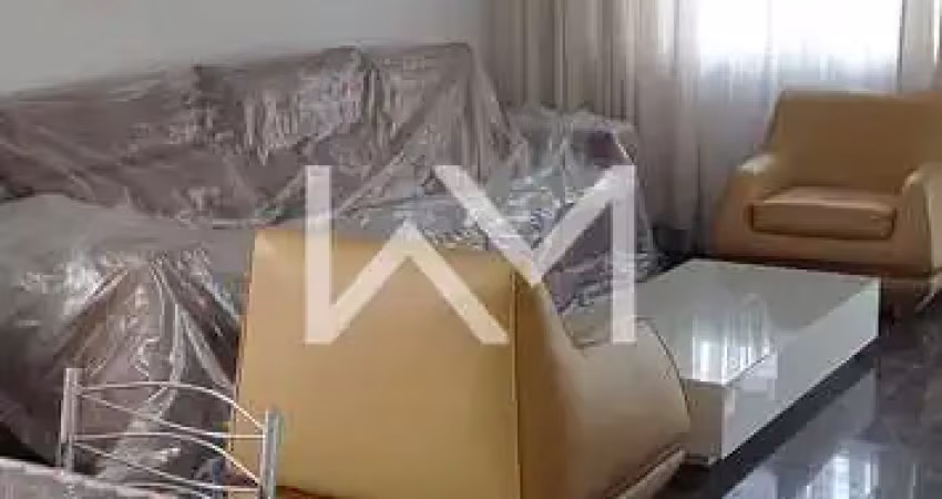 Sobrado à Venda, com 3 quartos, sendo 1 suíte e 4 vagas no Jardim Aliança, Guarulhos, SP