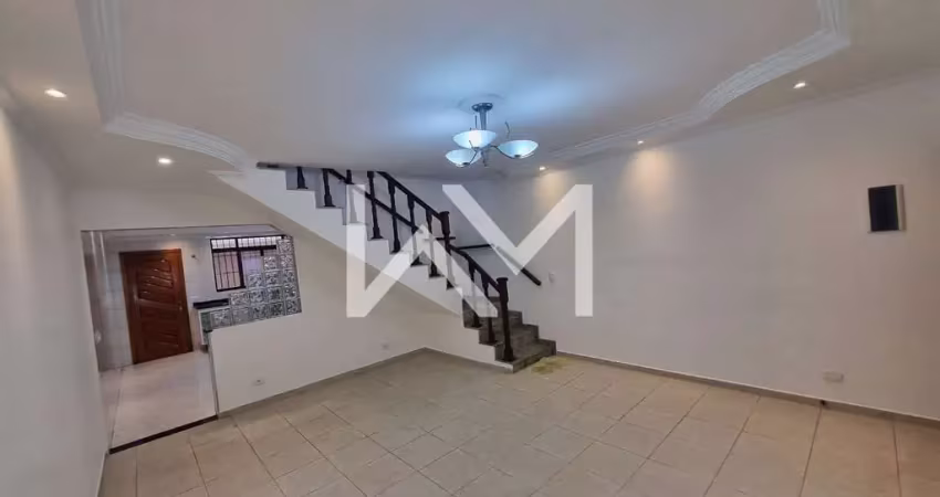 Excelente sobrado com 2 dormitórios, área gourmet completa e 2 vagas de garagem na vila galvão, pró
