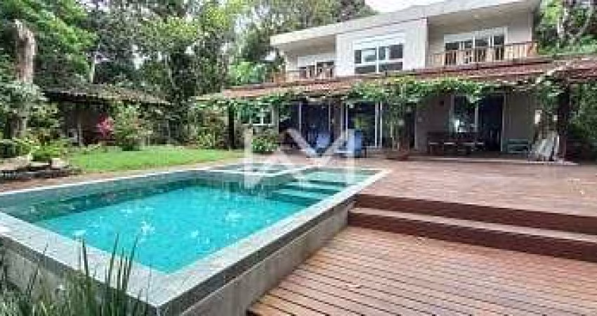Casa  à Venda, 3 suítes, Piscina ,Praia do   Santiago, São Sebastião, SP