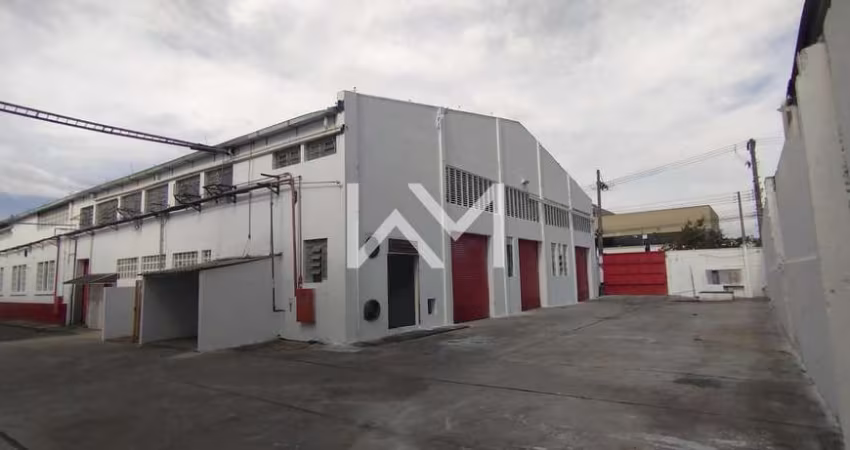 Galpão à venda com  6112M² de área total e 3.700 M² de área construída, Cidade Industrial Satélite