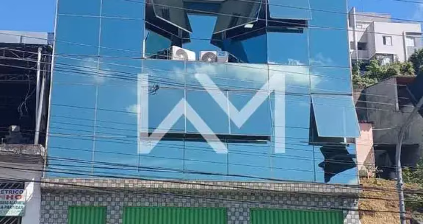 Prédio comercial, 468 metros, 3 andares, garagem, portão eletrônico, salas amplas, sofisticadas, de