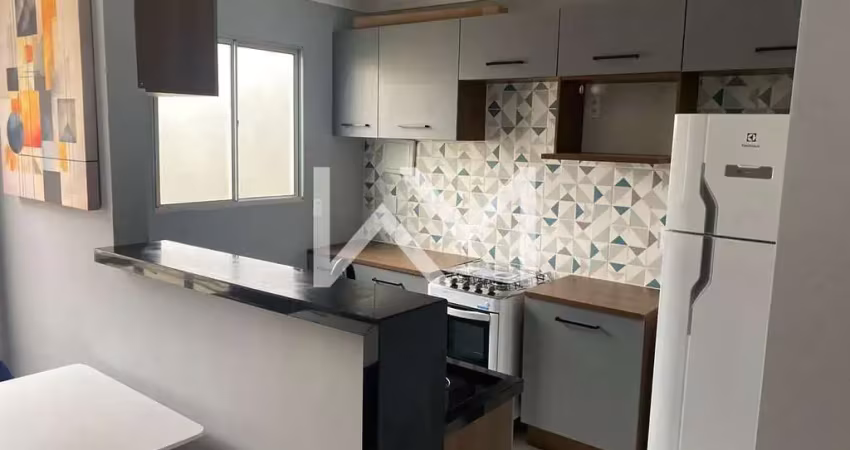 Excelente Apartamento Mobiliado  para locação com 2 dormitórios, 1 banheiro, 1 vaga de garagem, 42m