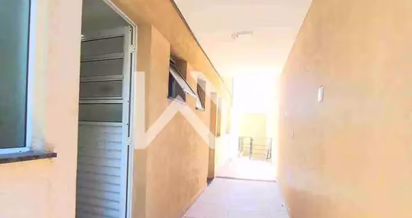 Kitnet para locação, quarto, cozinha, banheiro e lavanderia. localizada na emilio ribas no jardim v