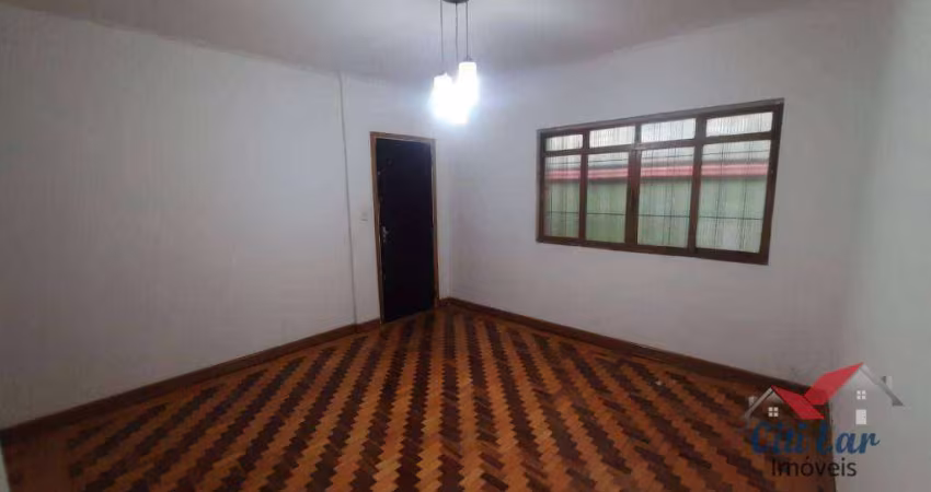 Casa Térrea 3 dormitórios para alugar, 180 m² por R$ 2.800/mês - Pq São Domingos