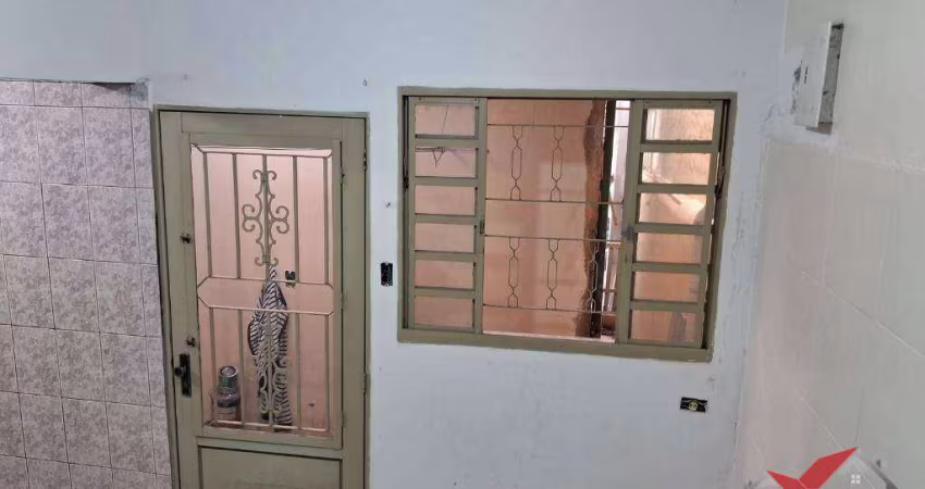 Casa para alugar, 40 m² por R$ 2.052,85/mês - Parque Maria Domitila - São Paulo/SP