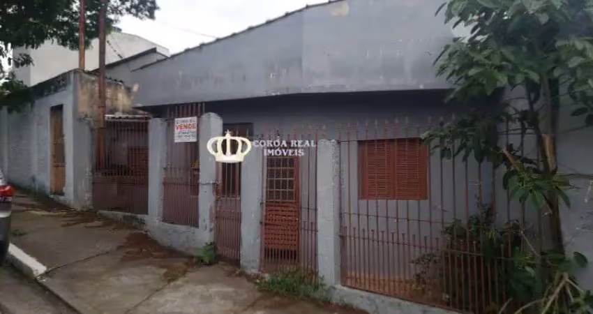 Casa residencial localizada na  vila guilhermina, na rua do açougue 'o português', rua kiyoshi hirata