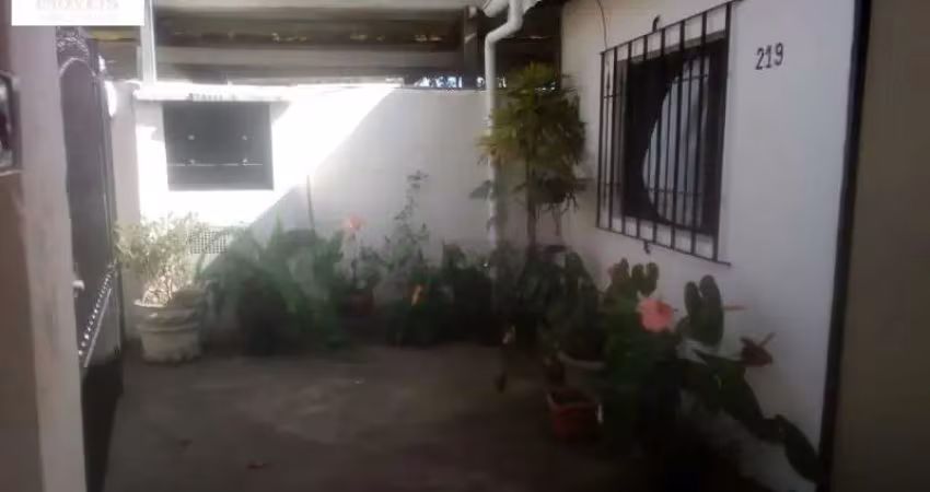 Oportunidade única: Casa à venda em São Paulo-SP, no bairro Cidade Patriarca, com 2 quartos, 1 sala, 1 banheiro e vaga de garagem!