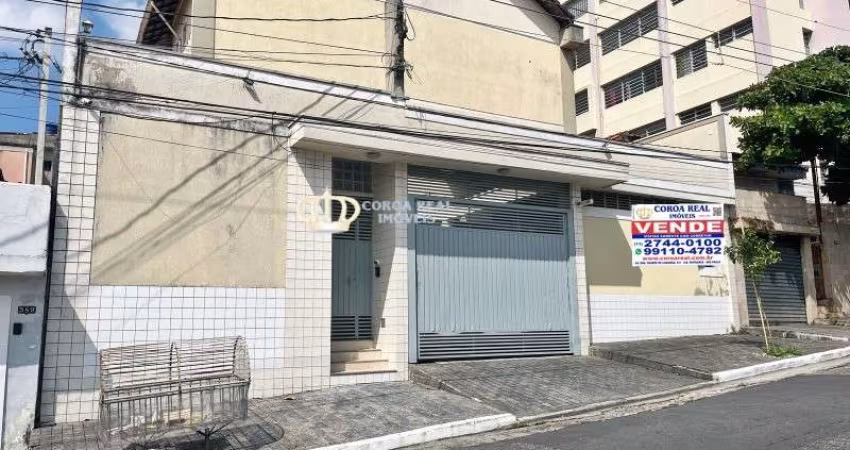 Casa estilo Sobrado em Condomínio na Vila Matilde, São Paulo-SP: 4 Quartos, 2 Suítes, 2 Salas, 2 Vagas de Garagem, 100m².