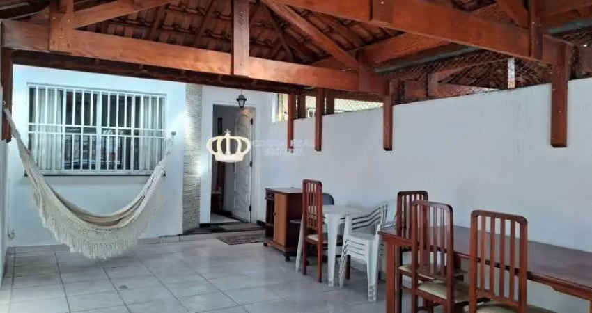 Sobrado com 3 suítes e 02 vagas para venda bairro jardim maringa