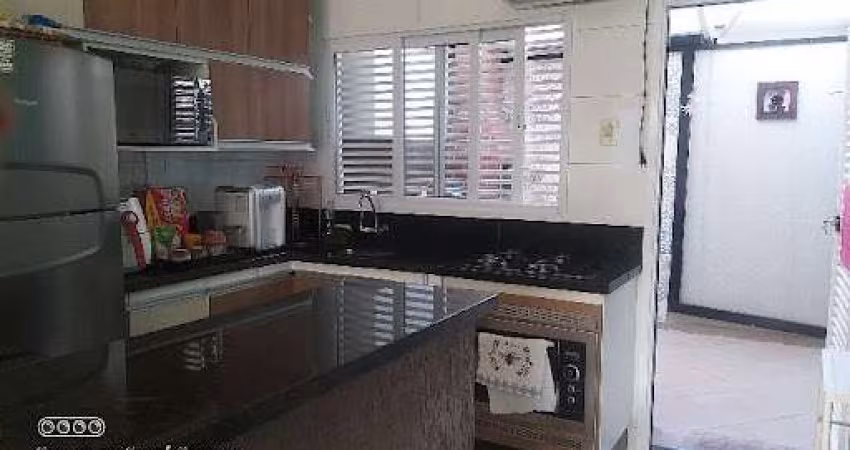 Casa com 2 dormitórios à venda, 58 m² por R$ 280.000,00 - Parque Residencial Santo André - Caçapava/SP