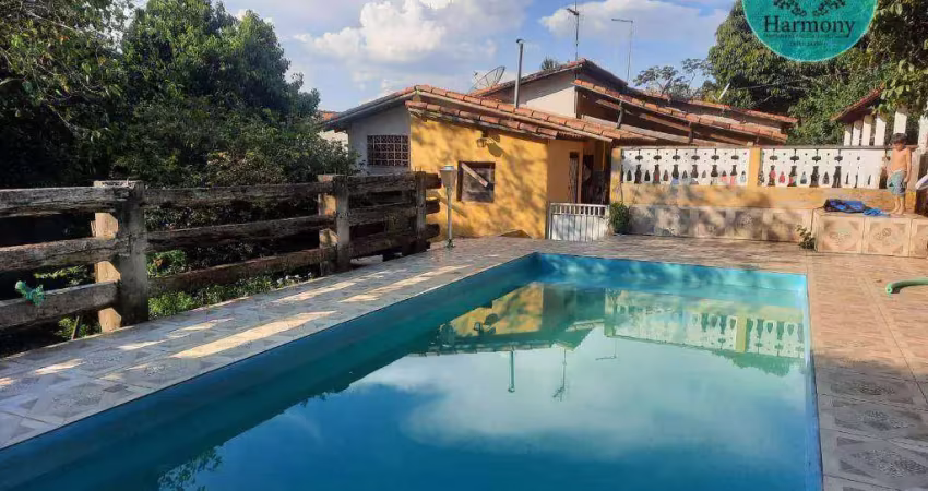 Chácara com 2 dormitórios à venda, 1032 m² por R$ 750.000,00 - Guamirim - Caçapava/SP