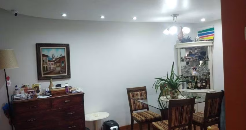 Apartamento com 2 dormitórios à venda, 80 m² por R$ 940.000,00 - Vila Nova Conceição - São Paulo/SP