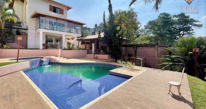 Casa com 3 dormitórios à venda, 357 m² por R$ 2.200.000,00 - Chácara das Paineiras - Carapicuíba/SP