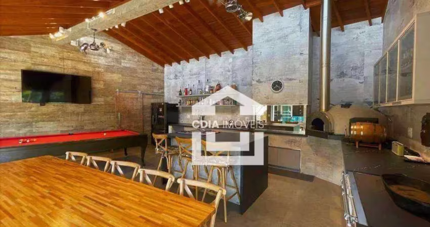 Casa com 4 dormitórios à venda, 1045 m² por R$ 3.400.000,00 - Granja Viana - São Paulo II - Cotia/SP