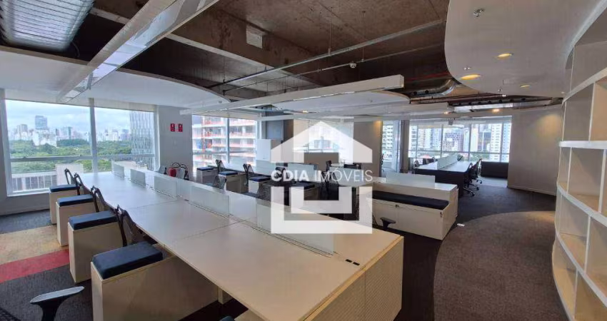 Conjunto comercial para locação com 666 m² de área privada e 16 vagas, localizado em Pinheiros.