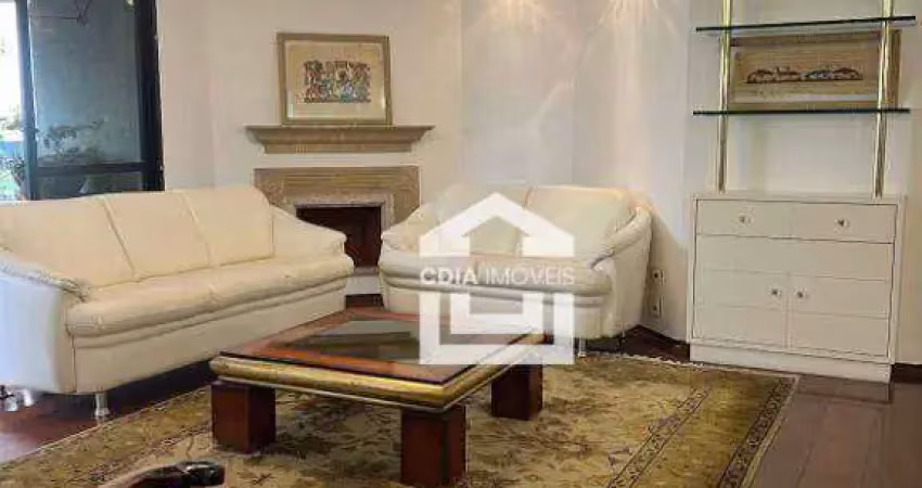 Apartamento com 147 m², 3 dormitórios sendo 1 suíte, 3 banheiros e 2 vagas de garagem. localizado em moema pássaros.
