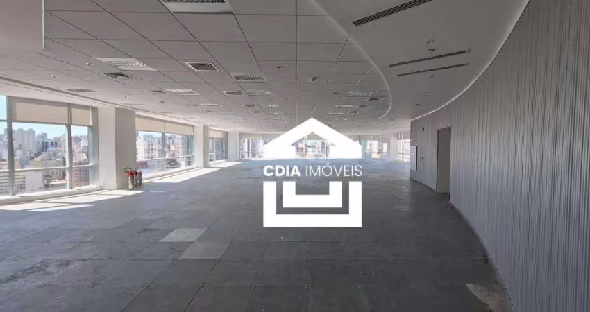 Conjunto comercial para locação em vão livre, 3 banheiros e 14 vagas de garagem, localizado em pinheiros.