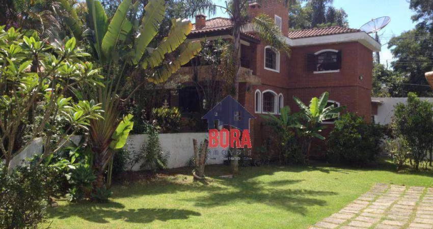 Casa com 3 dormitórios à venda, 500 m² por R$ 2.350.000,00 - Cantareira - Mairiporã/SP