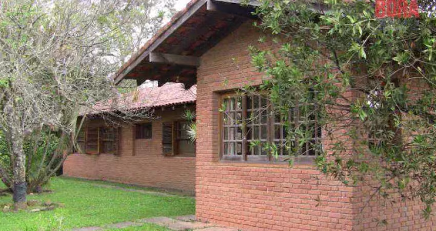 Casa com 3 dormitórios à venda, 340 m² por R$ 1.550.000,00 - Refúgio da Serra - Mairiporã/SP