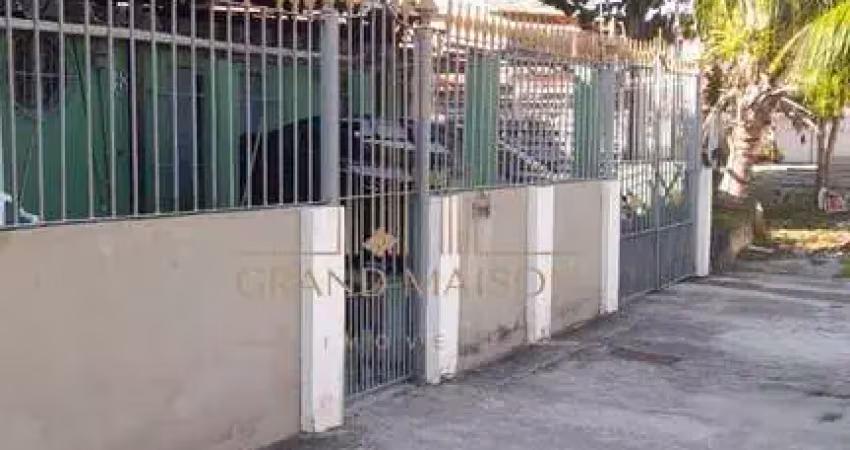 Casa a venda com 3 quartos no ville blanche em  cabo frio