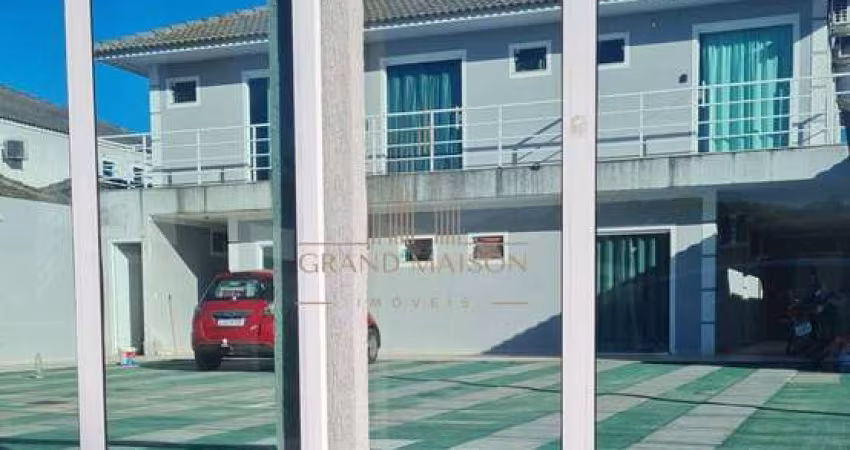 Flat à venda no Bairro São Francisco em Cabo Frio