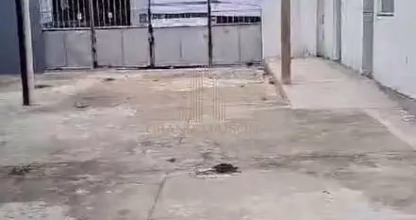 Barracão / Galpão / Depósito com 2 salas para alugar no Centro, Cabo Frio 