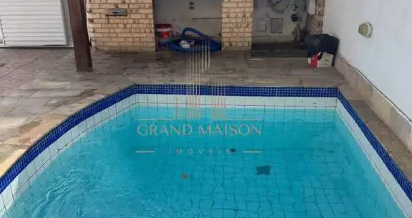 Casa para temporada com piscina e área gourmet em cabo frio